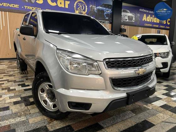 CHEVROLET S10 2.8 LS 4X4 CD 16V TURBO DIESEL 4P MANUAL CHEVROLET S10 2.8 LS 4X4 CD 16V TURBO DIESEL 4P MANUAL